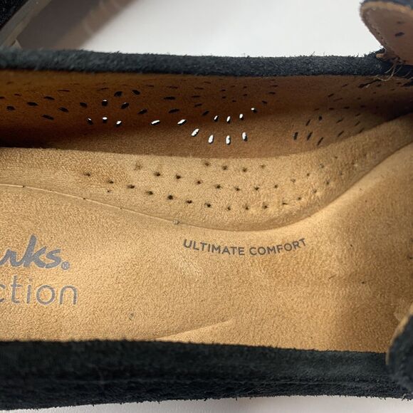 Clarks TRISH CALLA Black Suede Perforated Loafers Shoes Wide Size - Picture 7 of 12